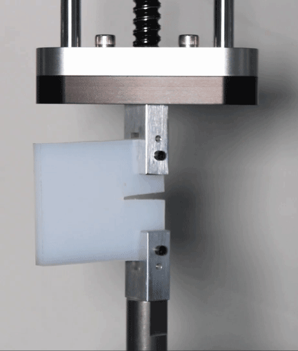 Fatigue testing of a foam sample
