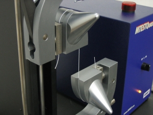 suture tensile testing close up