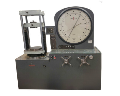 Manually Controlled Tinius Olsen hydraulic testing machine 60K