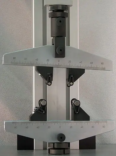 Bend fixture for ASTM C1161